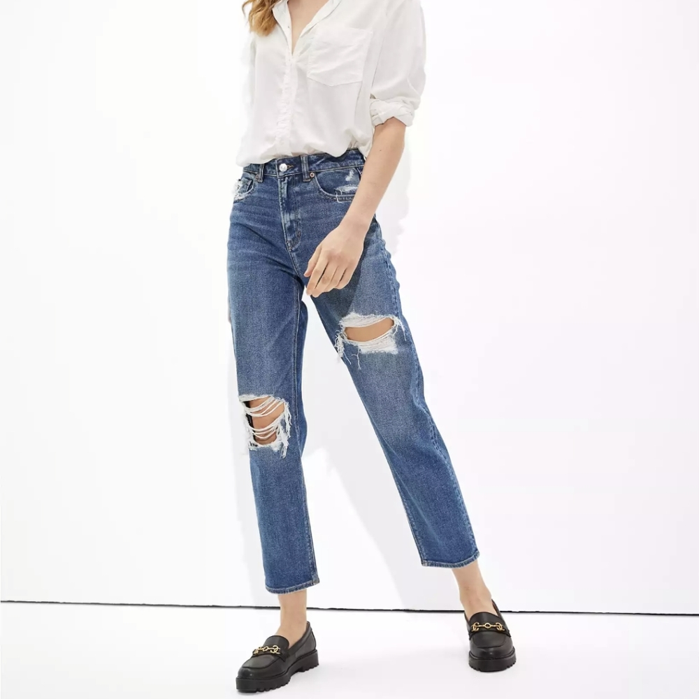 American Eagle Mom Straight Jean Stretch